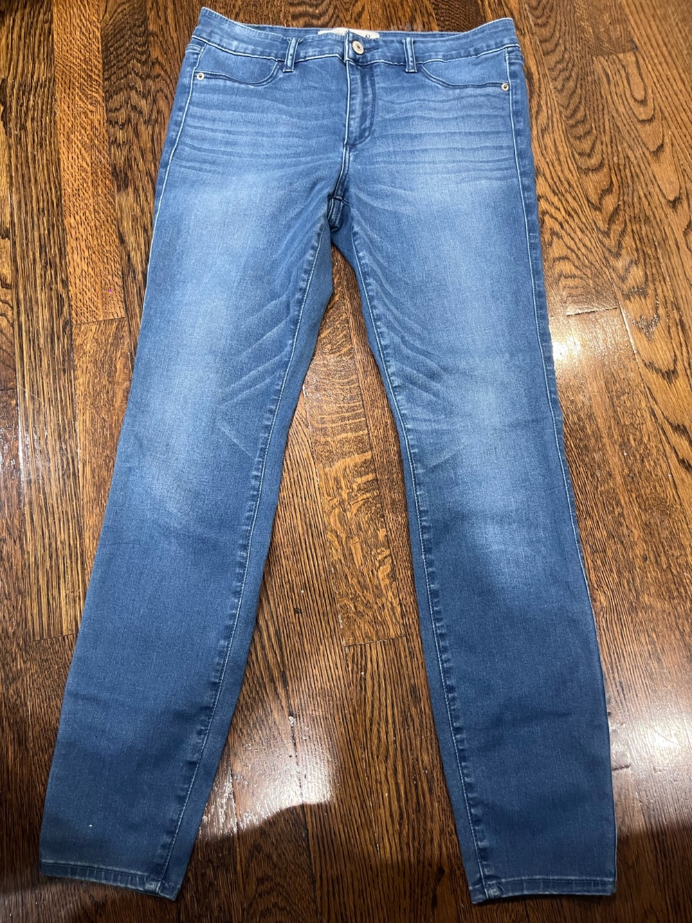 Abercrombie & Fitch Medium Wash Women’s Jeans